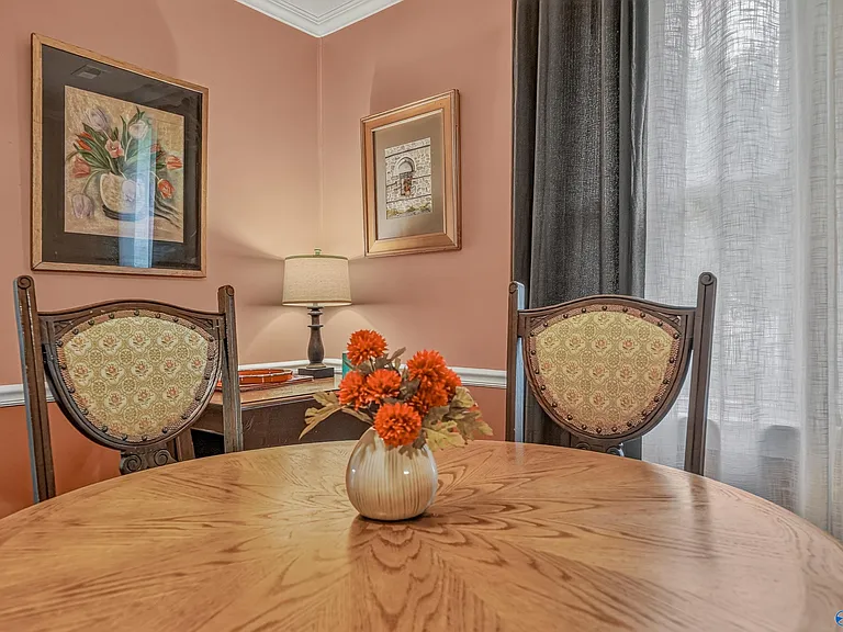 1231 Oshaughnessy Ave NE — Photo 10