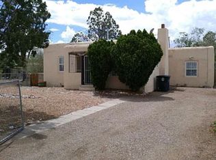 315 Rhode Island St SE, Albuquerque, NM 87108