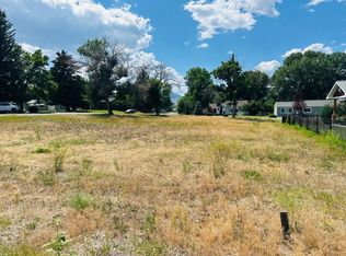 21st St #10A, Cody, WY 82414