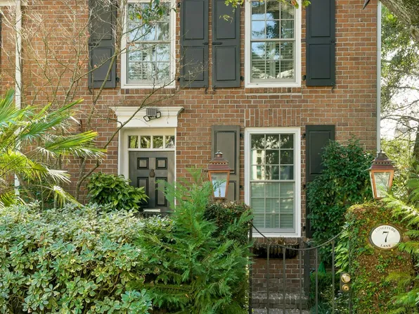 7 Longitude Ln, Charleston, SC 29401