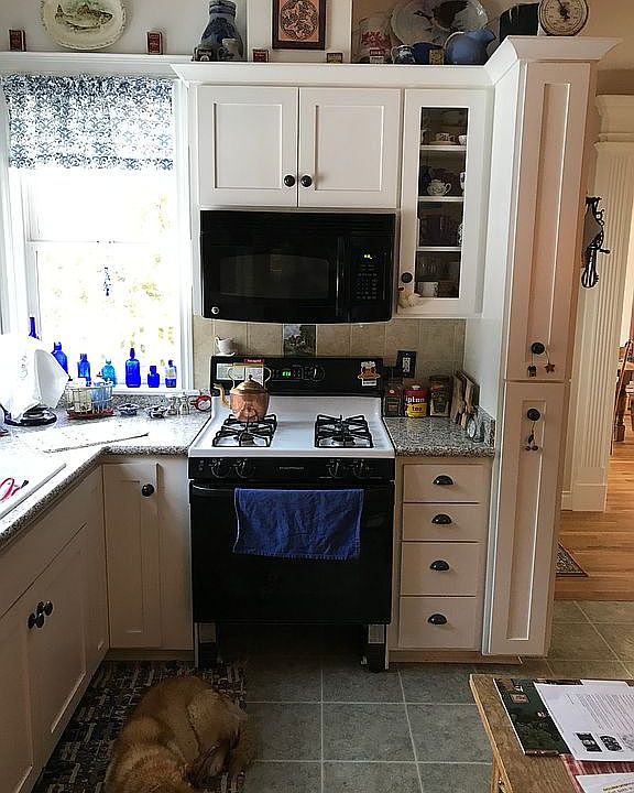 2nd image of 2444 Blaine Rd