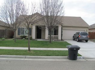 1967 W Rio Hondo Way, Hanford, CA 93230
