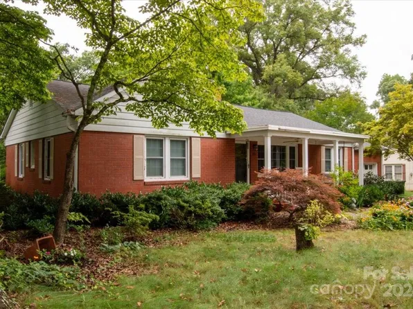 618 S Main Ave, Newton, NC 28658
