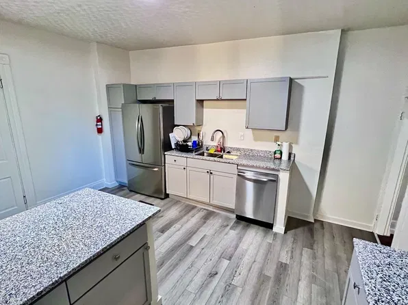 2225 Victor St, Cincinnati, OH 45219
