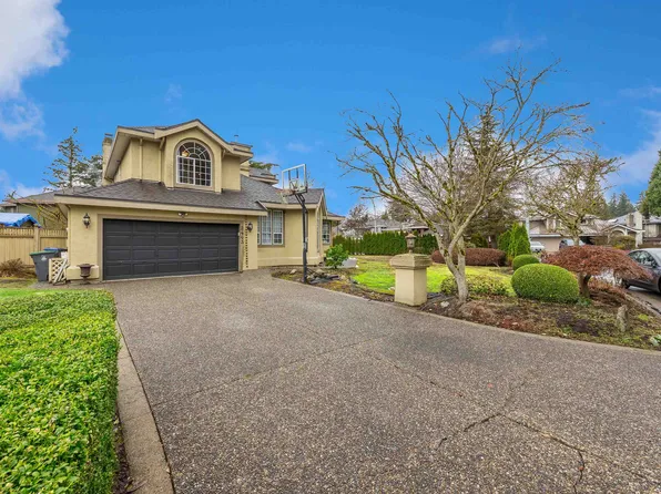 2443 150th St, Surrey, BC V4P 1N9