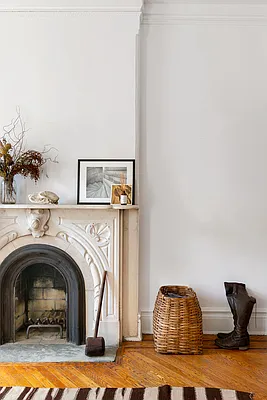 Sold by Compass | media 10