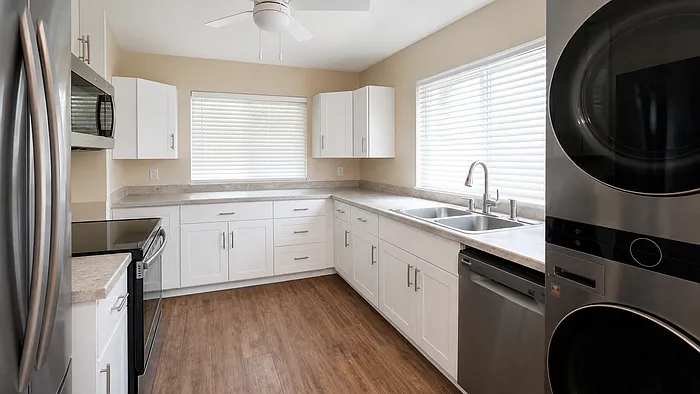 2885 Coral St #1 — Photo 6