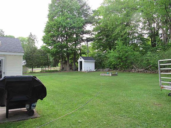 3rd image of 7086 State Highway 37