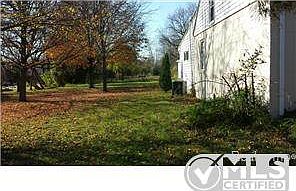 5th image of 26906 Kuchenmeister St