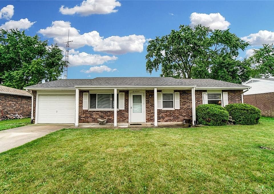 1st image of 2407 Saint Andrews Dr