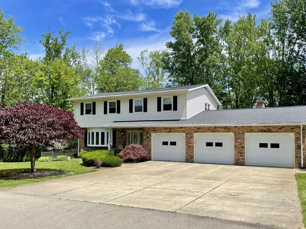 2340 Vandemere Rd, Jackson, MI 49201