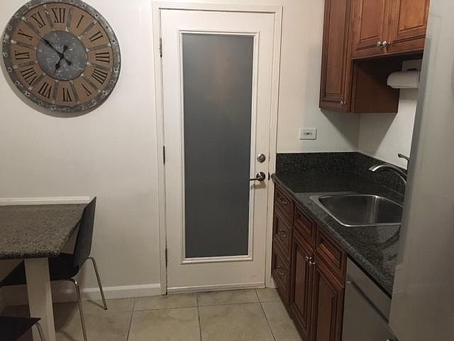 1st image of 1111 Pico Blvd APT B