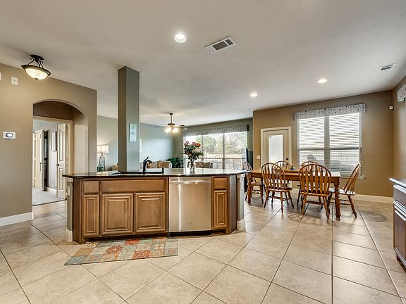 5th image of 5610 Cornelia Ct