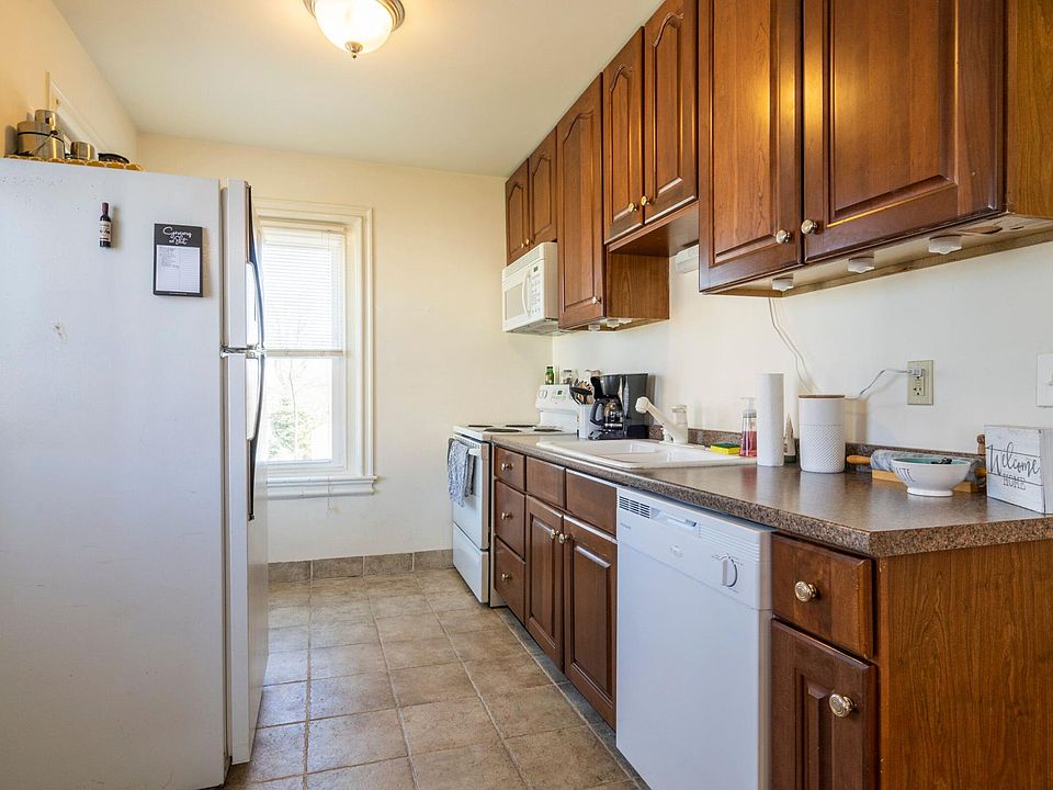 209 Main St Phoenixville, PA, 19460 Apartments for Rent Zillow