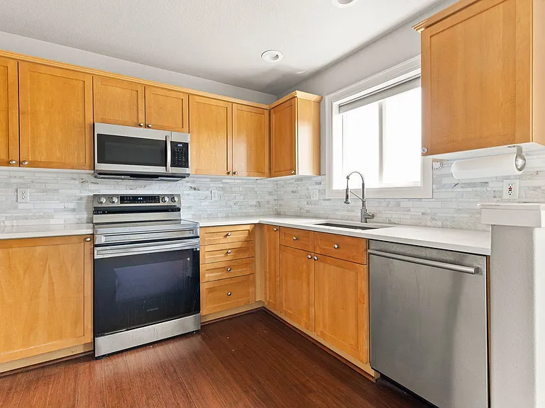9746 SW 34th Pl #7 — Photo 9