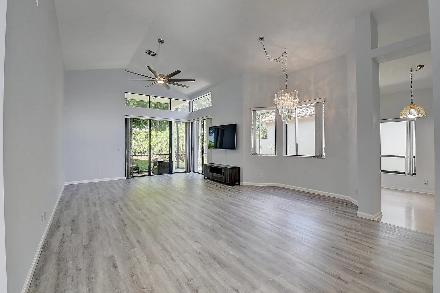 3 bed, 1631 sqft, $3,800 — Photo 1