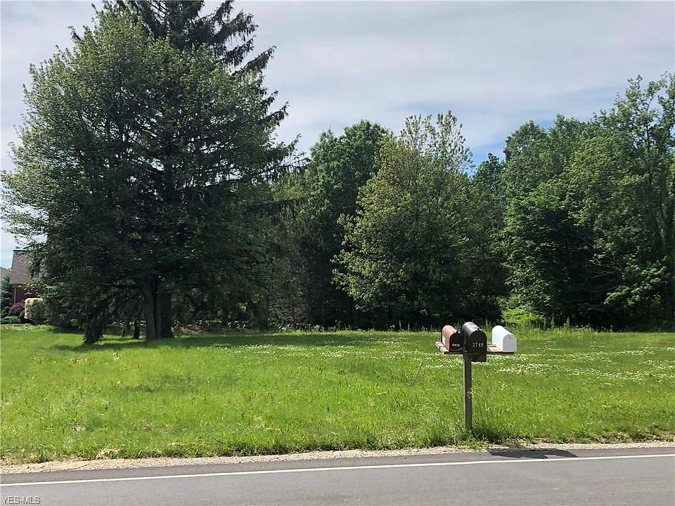 2nd image of 2744 Jaycox Rd