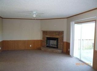 3985 C Loggins Rd, Gainesville, GA 30506