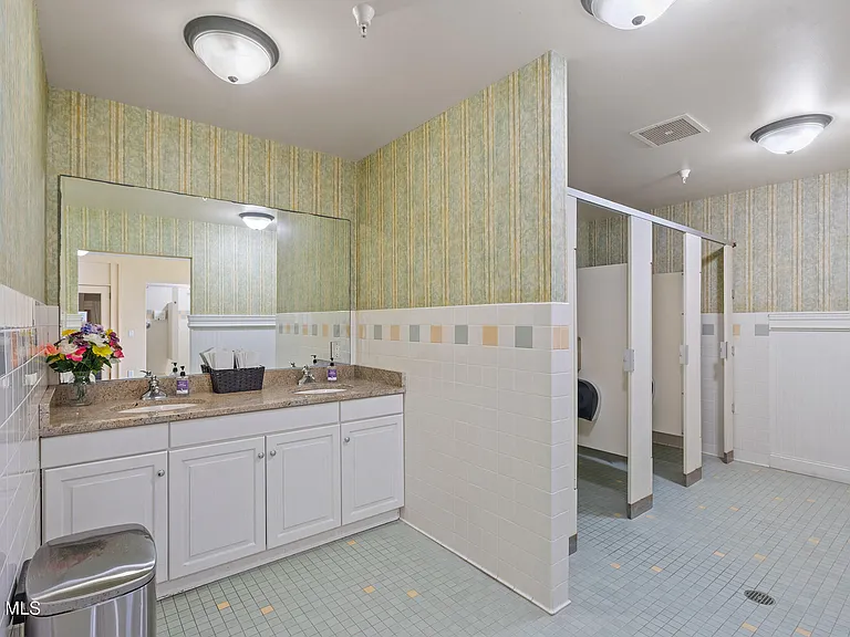 5 Horizon Dr — Photo 88