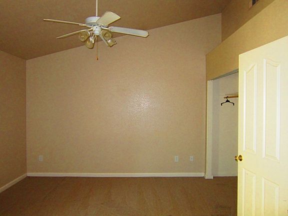 3rd image of 2645 Clearfield Dr