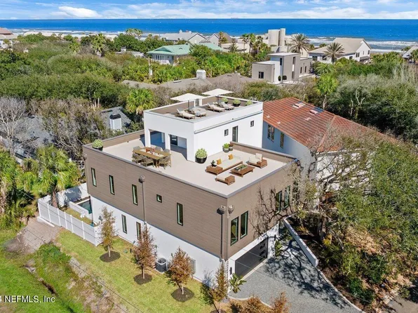 93 GARDEN Court, Atlantic Beach, FL 32233