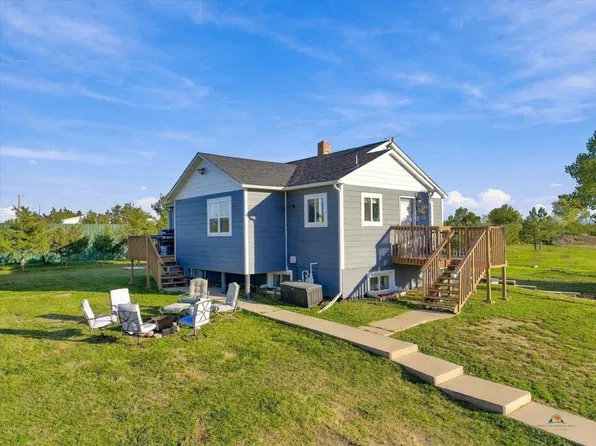 11179 Eaton Ln, Belle Fourche, SD 57717