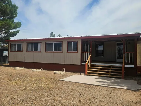 465 Apache Hills Dr NE, Deming, NM 88030