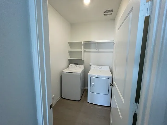 107 Bertram Oaks Dr — Photo 12