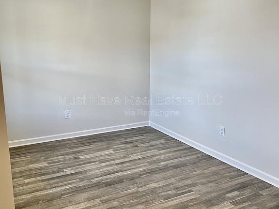 2nd image of 1459 Cannan Mountain Dr