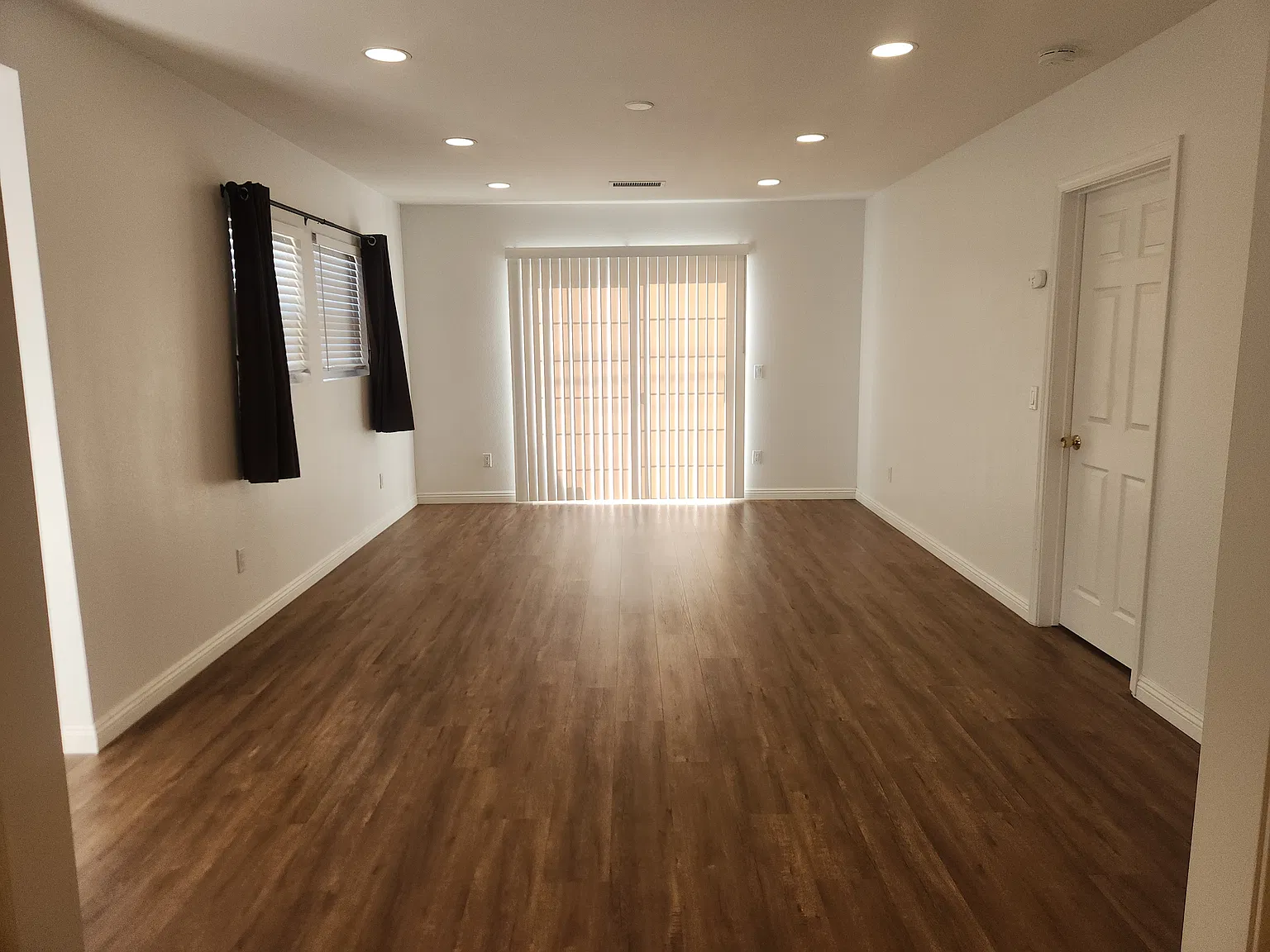 3 bed, 1747 sqft, $4,800 — Photo 3