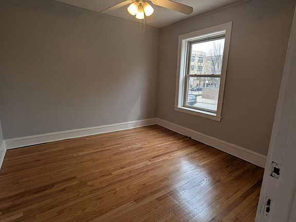 5th image of 3438 W Foster Ave APT 2S