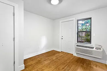 Rented by Safdie Realty Group