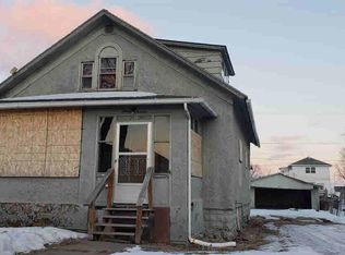 2013 Roosevelt St, Clinton, IA 52732