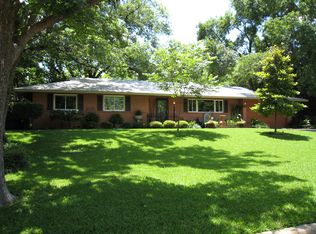 205 Varsity Cir, Arlington, TX 76013