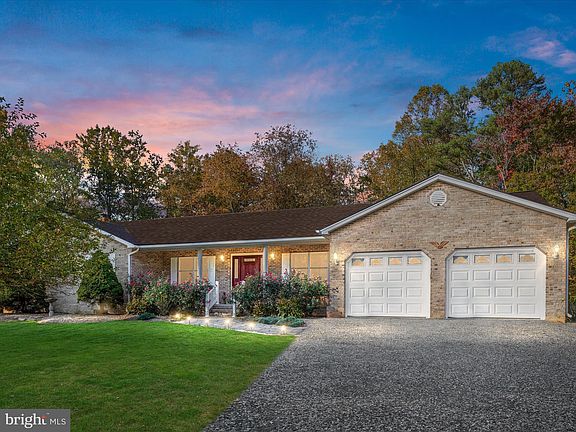 3rd image of 448 Martz Ln
