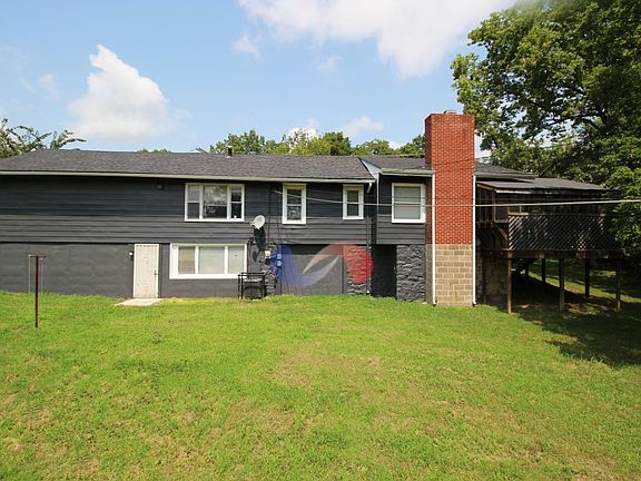 2nd image of 4609 E 39th St