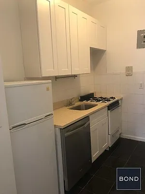 Rented by Bond New York | media 18