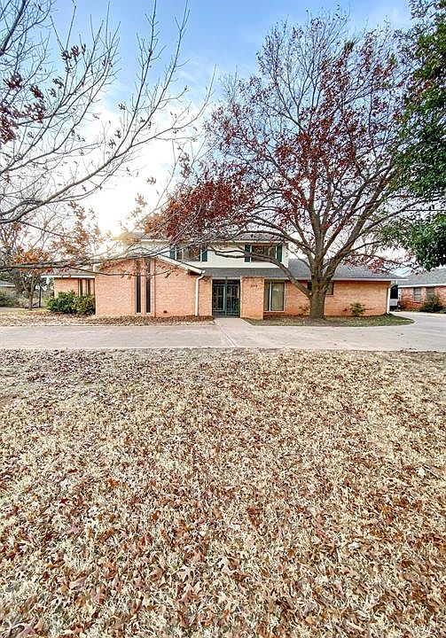 1st image of 2050 Brook Hollow Dr
