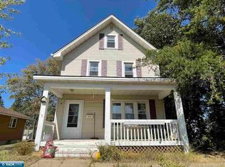 406 W Lake St, Chisholm, MN 55719