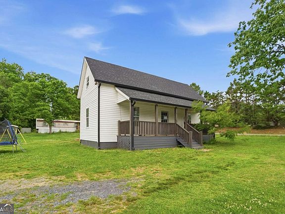 3rd image of 400 Sam Love Rd