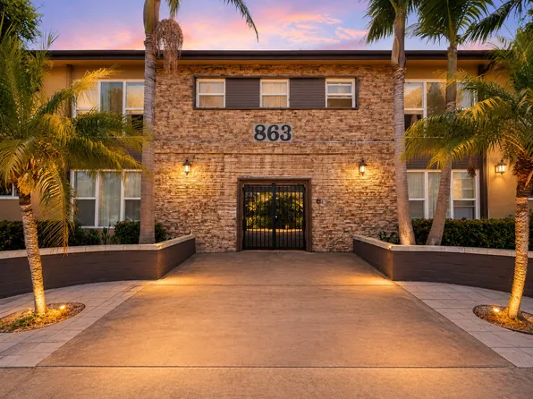 863 Center St #A7, Costa Mesa, CA 92627