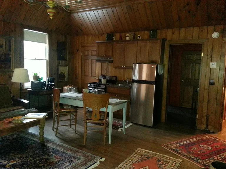 390 Erpf Rd #2W — Photo 21