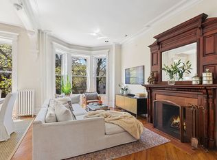 557 3rd St APT 3, Brooklyn, NY 11215