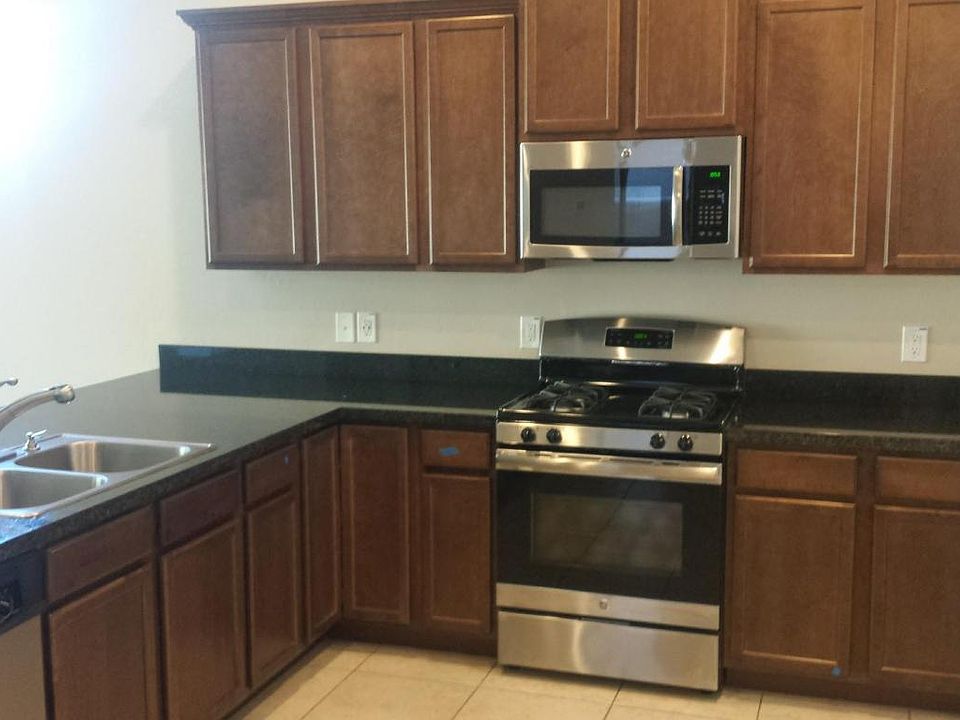 2nd image of 2414 Alberta Way
