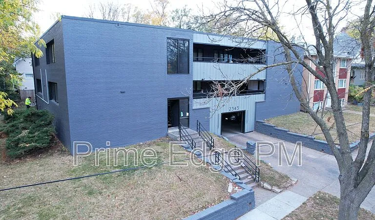 2343 B St #8 — Photo 1