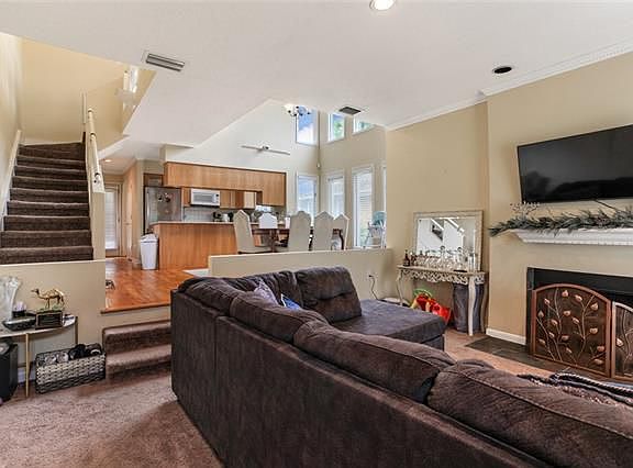 3rd image of 6106 Catina St