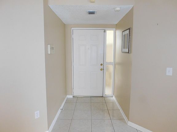 5th image of 5241 Brisata Cir APT B