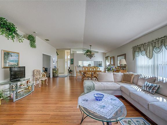 2nd image of 18451 Fairway Green Dr