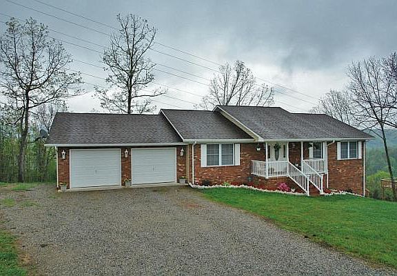 3rd image of 375 Howery St