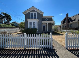 716 10th St, Oregon City, OR 97045